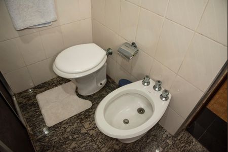 Casa à venda com 200m², 3 quartos e 3 vagasBanheiro da Suíte 3