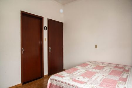 Casa à venda com 200m², 3 quartos e 3 vagasSuíte 1