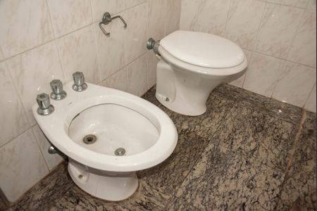 Casa à venda com 200m², 3 quartos e 3 vagasBanheiro da Suíte 2