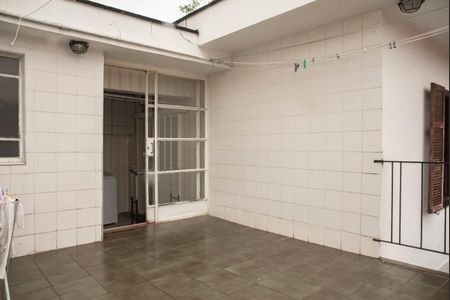 Casa à venda com 200m², 3 quartos e 3 vagasVaranda