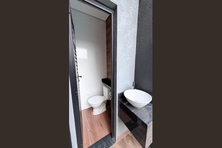 Casa à venda com 118m², 3 quartos e 2 vagas Casa à venda com 118m², 3 quartos e 2 vagasLavabo