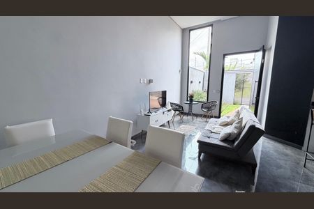 Sala de casa à venda com 3 quartos, 118m² em Jardim Ipaussurama, Campinas