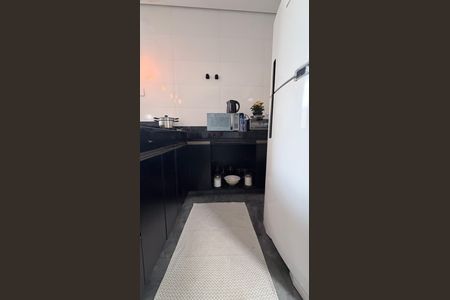 Casa à venda com 118m², 3 quartos e 2 vagas Casa à venda com 118m², 3 quartos e 2 vagasCozinha