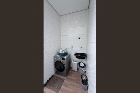 Casa à venda com 118m², 3 quartos e 2 vagas Casa à venda com 118m², 3 quartos e 2 vagasÁrea de Serviço