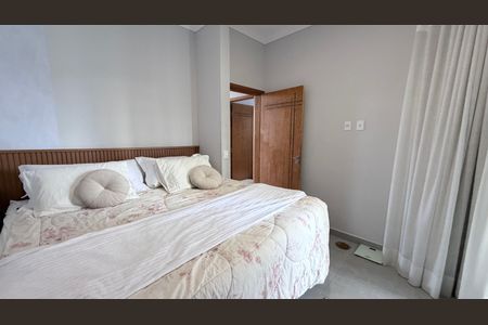 Casa à venda com 118m², 3 quartos e 2 vagas Casa à venda com 118m², 3 quartos e 2 vagasSuíte