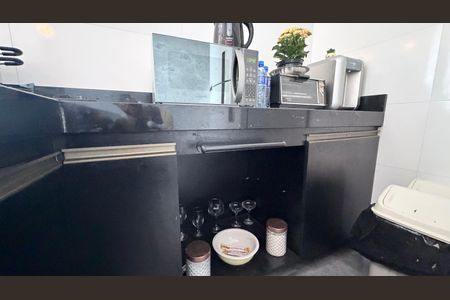 Casa à venda com 118m², 3 quartos e 2 vagas Casa à venda com 118m², 3 quartos e 2 vagasCozinha