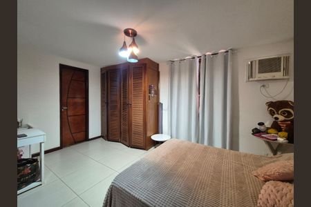 Casa à venda com 360m², 2 quartos e 2 vagas Casa à venda com 360m², 2 quartos e 2 vagasSuíte 2