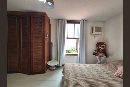 Casa à venda com 360m², 2 quartos e 2 vagas Casa à venda com 360m², 2 quartos e 2 vagasSuite 2