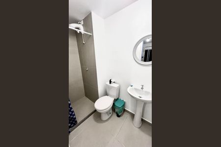 Banheiro de kitnet/studio à venda com 1 quarto, 30m² em Vila Olímpia, São Paulo