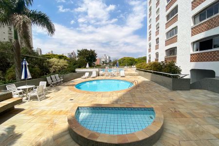 Apartamento à venda com 105m², 2 quartos e 1 vagaÁrea comum - Piscina
