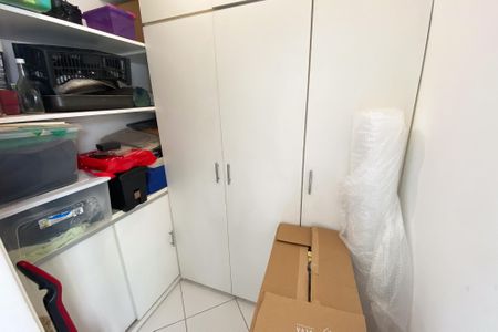Apartamento à venda com 105m², 2 quartos e 1 vagaQuarto de Serviço