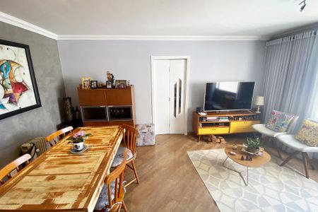 Apartamento à venda com 105m², 2 quartos e 1 vagaSala