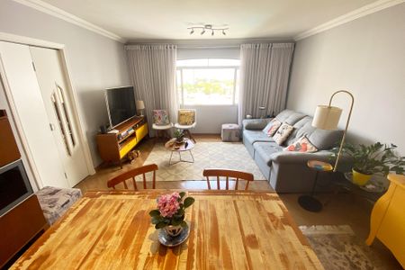 Sala de apartamento à venda com 2 quartos, 105m² em Sumaré, São Paulo