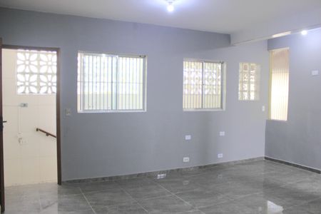 Quarto 1 de casa para alugar com 2 quartos, 90m² em Jardim Dourado, Guarulhos