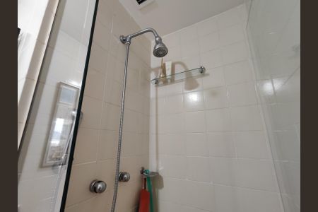 Apartamento à venda com 74m², 2 quartos e 1 vagaBanheiro da Suíte 1