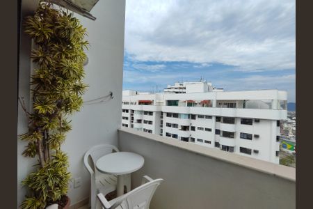 Varanda de apartamento para alugar com 2 quartos, 74m² em Barra da Tijuca, Rio de Janeiro