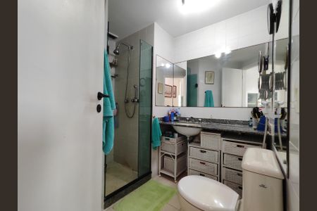 Apartamento à venda com 74m², 2 quartos e 1 vagaBanheiro da Suíte 2