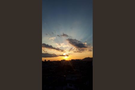 Apartamento à venda com 54m², 2 quartos e 1 vaga Apartamento à venda com 54m², 2 quartos e 1 vagaVista