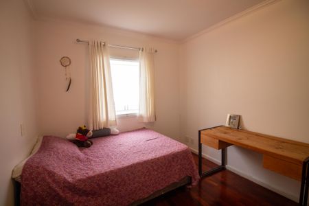 Casa de condomínio à venda com 315m², 5 quartos e 3 vagas Casa de condomínio à venda com 315m², 5 quartos e 3 vagasQuarto 2