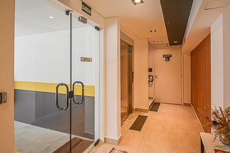 Apartamento à venda com 124m², 2 quartos e 2 vagasHall de entrada