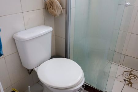 Apartamento à venda com 73m², 3 quartos e 1 vaga Apartamento à venda com 73m², 3 quartos e 1 vagaBanheiro da Suíte 2