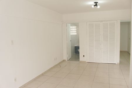 Studio à venda com 40m², 1 quarto e sem vagaStudio 