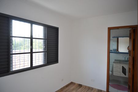 Casa para alugar com 172m², 3 quartos e 2 vagasSuíte 1