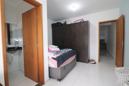Apartamento à venda com 100m², 2 quartos e 2 vagasSuíte