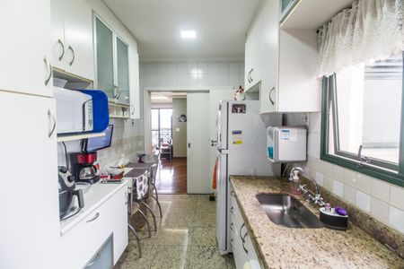 Apartamento à venda com 98m², 3 quartos e 2 vagasCozinha