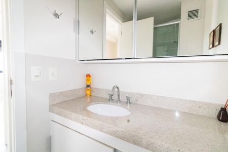 Apartamento à venda com 101m², 3 quartos e 2 vagas Apartamento à venda com 101m², 3 quartos e 2 vagasBanheiro