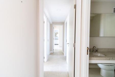 Apartamento à venda com 101m², 3 quartos e 2 vagas Apartamento à venda com 101m², 3 quartos e 2 vagasCorredor