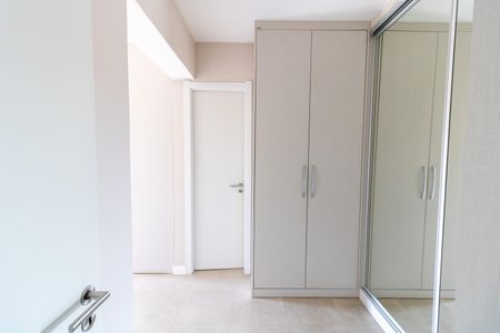 Apartamento à venda com 101m², 3 quartos e 2 vagas Apartamento à venda com 101m², 3 quartos e 2 vagasSuíte