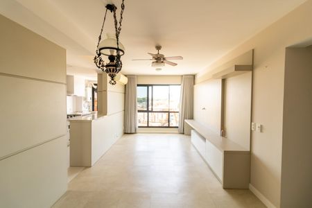 Sala de apartamento à venda com 3 quartos, 101m² em Cristal, Porto Alegre