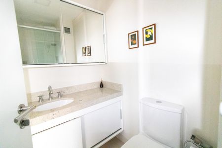 Apartamento à venda com 101m², 3 quartos e 2 vagas Apartamento à venda com 101m², 3 quartos e 2 vagasBanheiro