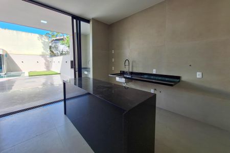 Casa à venda com 250m², 4 quartos e 2 vagasCozinha