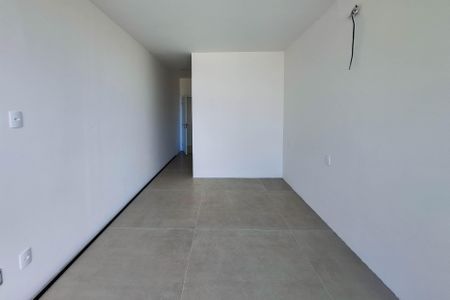 Casa à venda com 250m², 4 quartos e 2 vagasSuíte 2