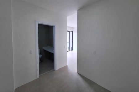 Casa à venda com 250m², 4 quartos e 2 vagasCloset da Suíte 1
