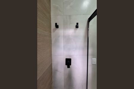 Casa à venda com 250m², 4 quartos e 2 vagasBanheiro da Suíte 2