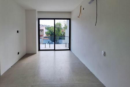 Casa à venda com 250m², 4 quartos e 2 vagasSuíte 1