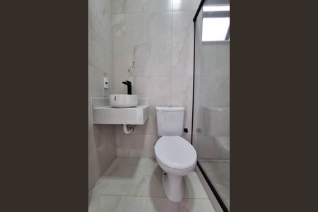 Casa à venda com 250m², 4 quartos e 2 vagasBanheiro da Suíte 2