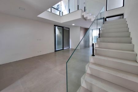 Casa à venda com 250m², 4 quartos e 2 vagasSala