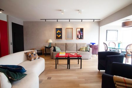 Apartamento à venda com 100m², 2 quartos e 2 vagas Apartamento à venda com 100m², 2 quartos e 2 vagasSala