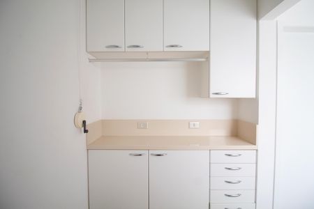 Apartamento à venda com 100m², 2 quartos e 2 vagas Apartamento à venda com 100m², 2 quartos e 2 vagasÁrea de serviço