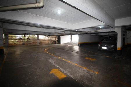 Apartamento à venda com 100m², 2 quartos e 2 vagas