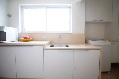 Apartamento à venda com 100m², 2 quartos e 2 vagas Apartamento à venda com 100m², 2 quartos e 2 vagasÁrea de serviço