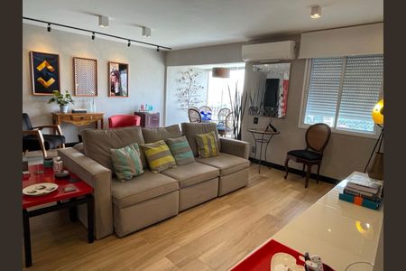 Apartamento à venda com 100m², 2 quartos e 2 vagas Apartamento à venda com 100m², 2 quartos e 2 vagasSala