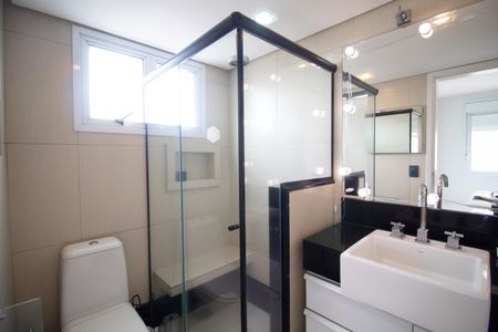 Apartamento à venda com 100m², 2 quartos e 2 vagas Apartamento à venda com 100m², 2 quartos e 2 vagasBanheiro da Suíte 1