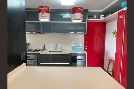 Apartamento à venda com 100m², 2 quartos e 2 vagas Apartamento à venda com 100m², 2 quartos e 2 vagasCozinha