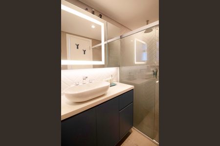 Apartamento à venda com 100m², 2 quartos e 2 vagas Apartamento à venda com 100m², 2 quartos e 2 vagasBanheiro da Suíte 2