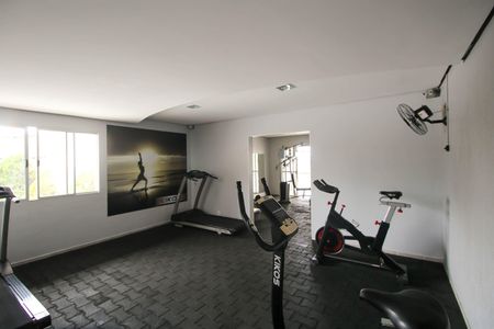 Apartamento à venda com 54m², 2 quartos e 1 vaga Apartamento à venda com 54m², 2 quartos e 1 vagaAcademia